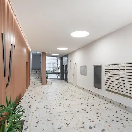 Modern 2-room Flat With Terrace * Budapeste