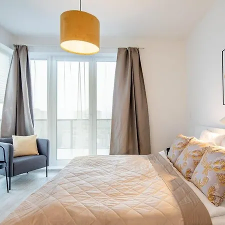 Modern 2-room Flat With Terrace Budapešť